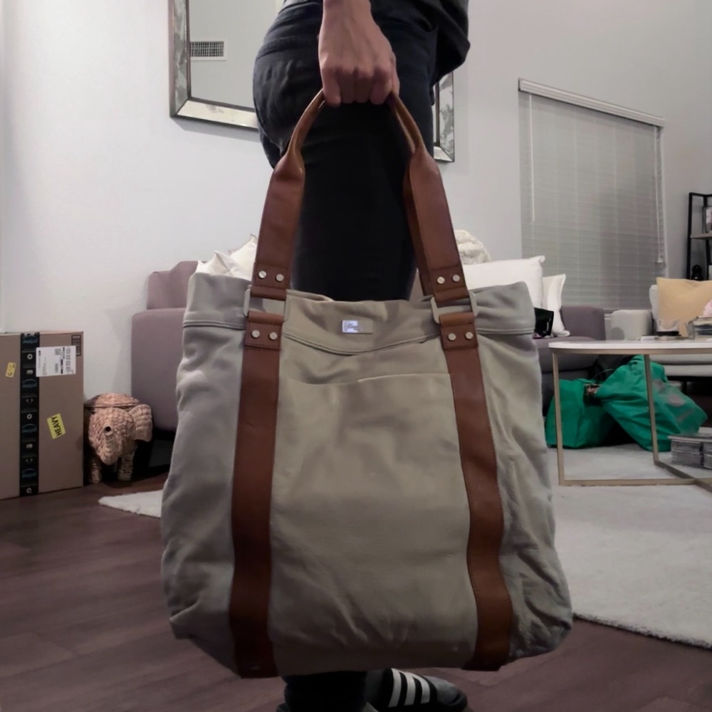 Kenneth Cole LG Tote Ash